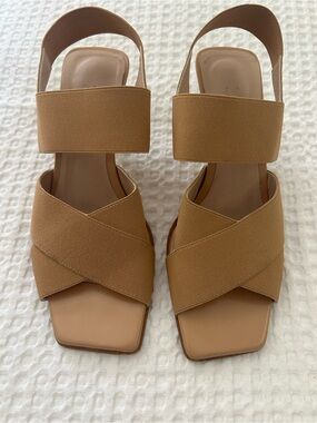 Sunday Tan Elastic Strap Sandals
